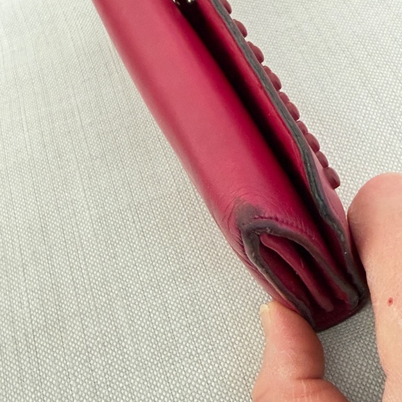 Tod’s Leather Continental Wallet – Burgundy - Picture 13 of 16